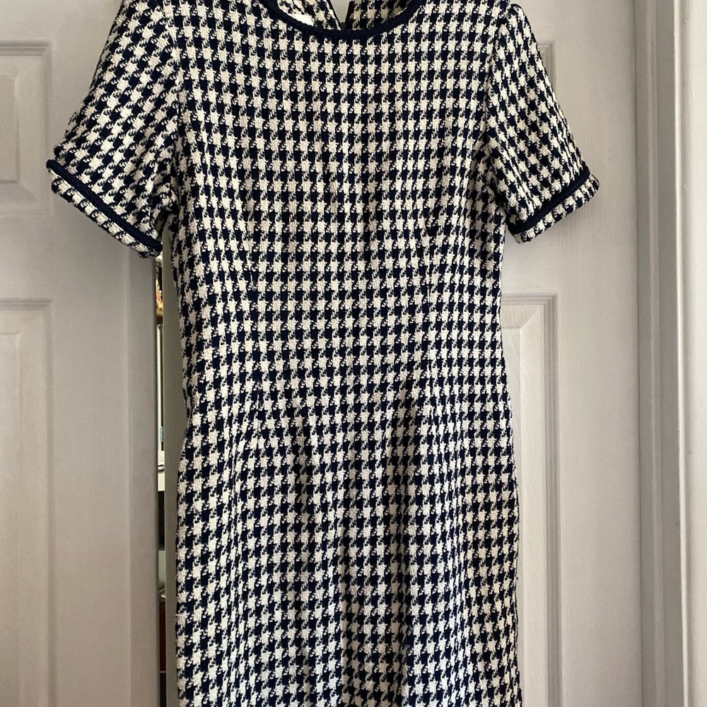 Casual Corner Black and White Houndstooth Sheath Dress